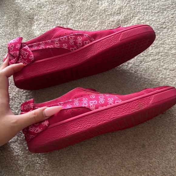 Barbie Puma Sneakers - Picture 2 of 4